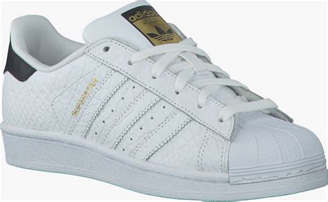 adidas superstar zwart witte strepen|white Adidas Superstar shoes.